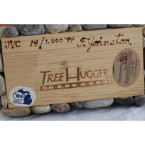 Vtg "Red Barn With Stone Silo" Stone Folk Art Work T. Johnston Tree Hugger JVC - Picture 4 of 6